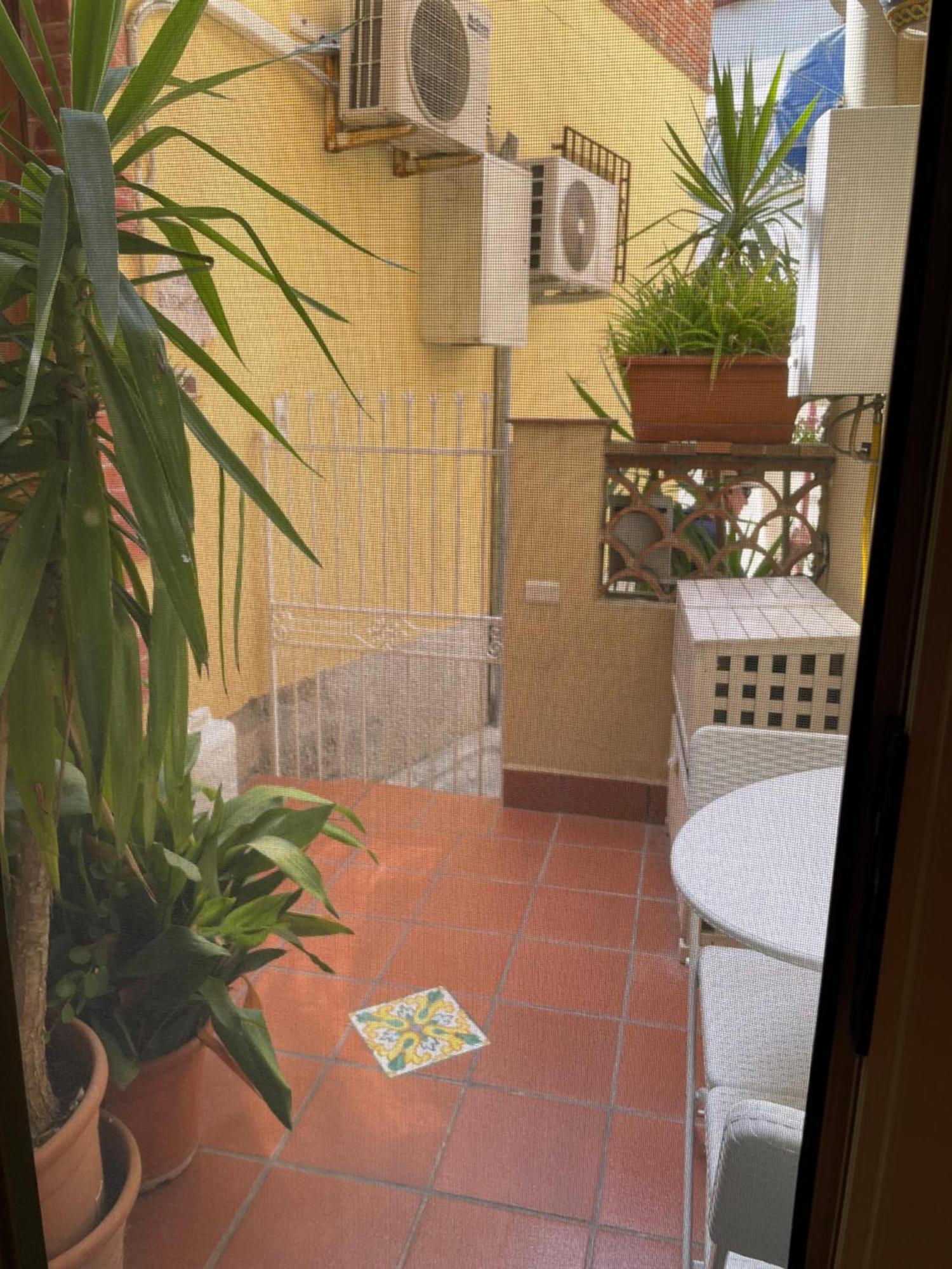 Salu' Apartment Taormina Bagian luar foto